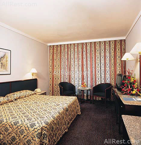 Apollonia Beach Hotel 6